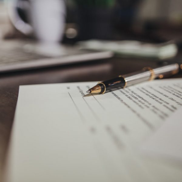 businessmen-signed-joint_46073-450